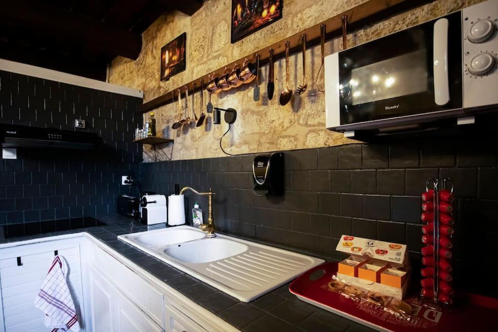 Apartament Le Moliere - Enigme Et Sauna Pézenas Zewnętrze zdjęcie