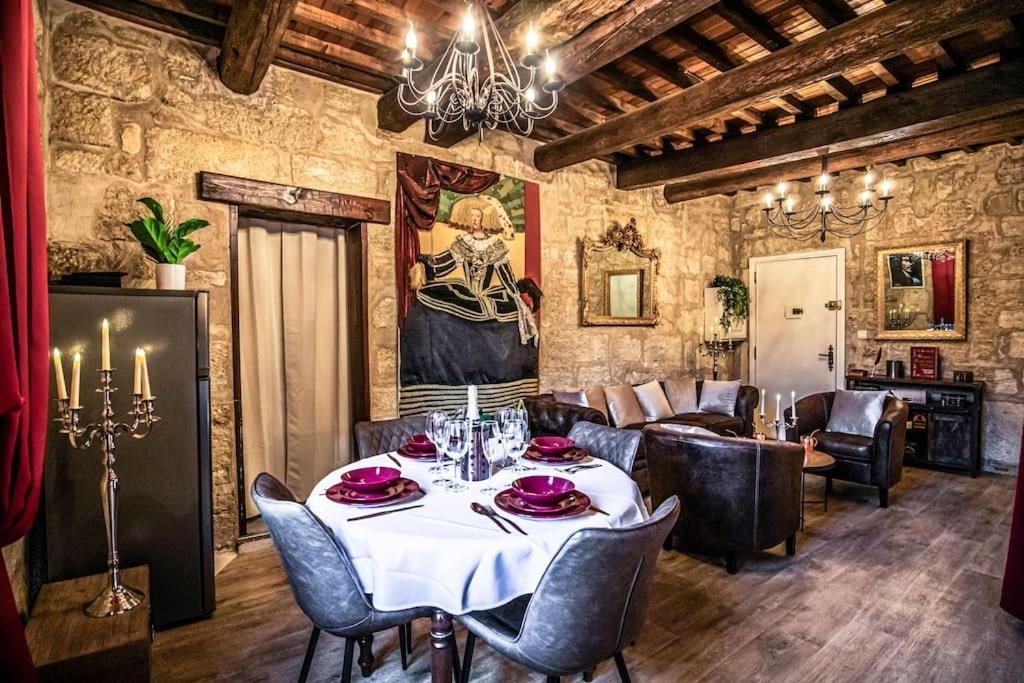 Apartament Le Moliere - Enigme Et Sauna Pézenas Zewnętrze zdjęcie
